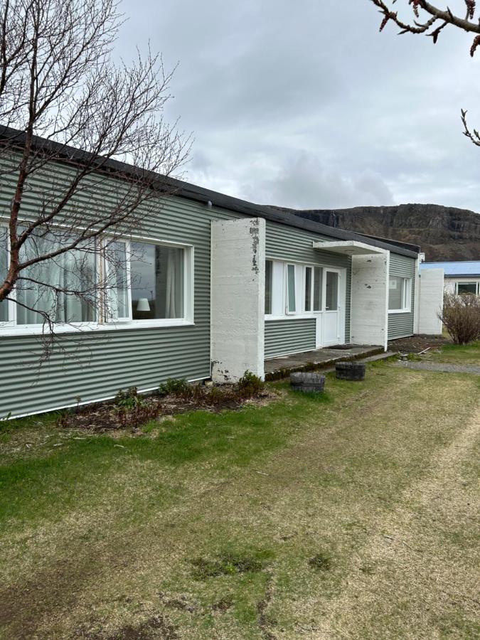 Bjarkarholt Guesthouse Hagi  Екстериор снимка